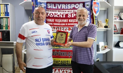 Ali Şahin'e Ortaköyspor'dan Teşekkür Plaketi