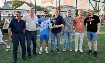 Mandıra'da şampiyonun kupası Balcıoğlu'ndan