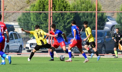 Silivrisporlu gençlerden göz dolduran galibiyet 4-0