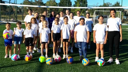 Sayalar'ın kızları hazır kıta