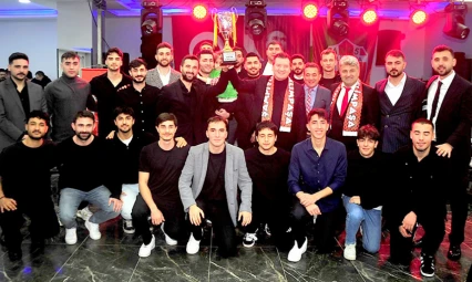 Selimpaşaspor'dan dillere destan şampiyonluk gecesi