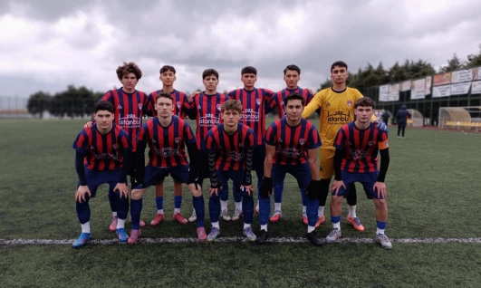 Silivrispor U-17 Mustafa ve Utku'nun golleriyle 2-1 galip
