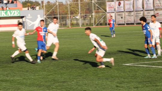 Lider Silivrispor kendini fazla yormadı 4-1