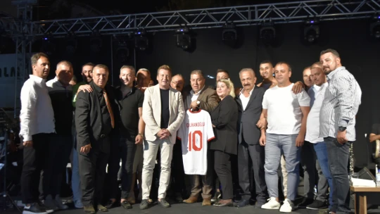 Ağaların savaşında kazanan dostluk oldu