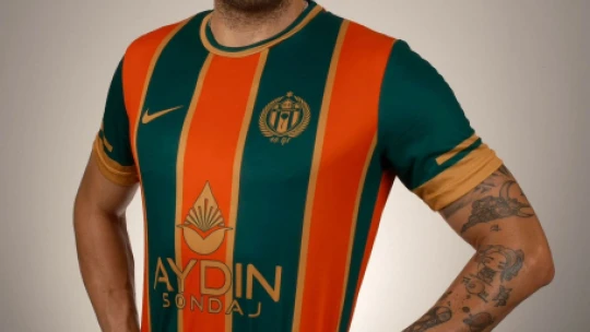 Selimpaşaspor'dan büyük transfer, Kıvanç Sarızeybek İmzaladı