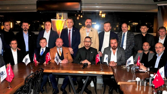 Öztürk'ten hem müjde hem teşekkür