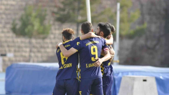 Hacılar Erciyesspor ilk yarıda 23 puan topladı