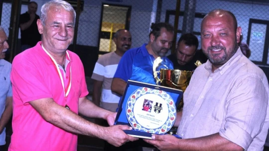 Silivri spor camiası Pazarlı'yı unutmadı