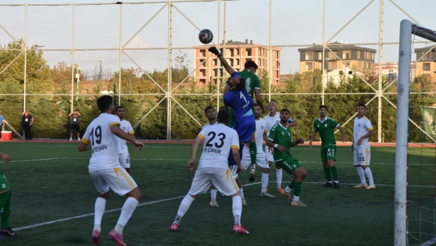 Gol düellosunun galibi Yalova FK oldu: 4-3