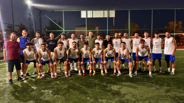 Gümüşyakaspor yeni sezonun ilk idmanına çıktı