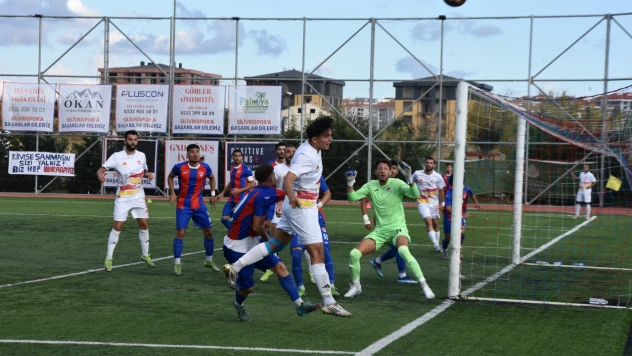Silivrispor evinde Çorluspor'a 1-0 mağlup oldu