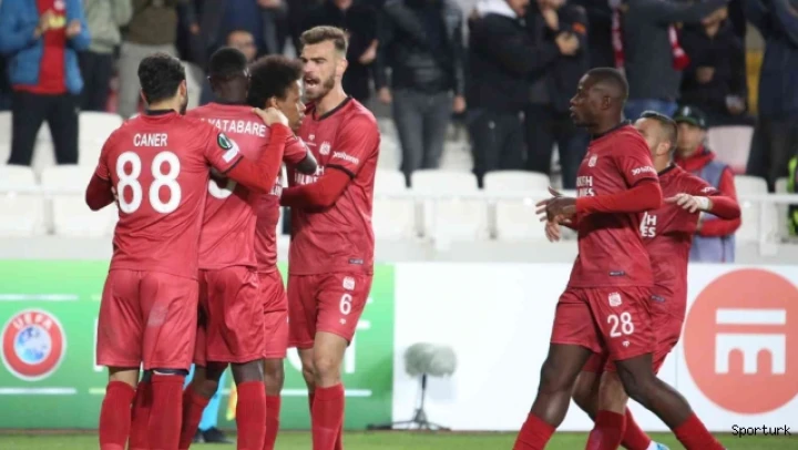 UEFA Avrupa Konferans Ligi: Sivasspor: 1 - CFR Cluj: 0