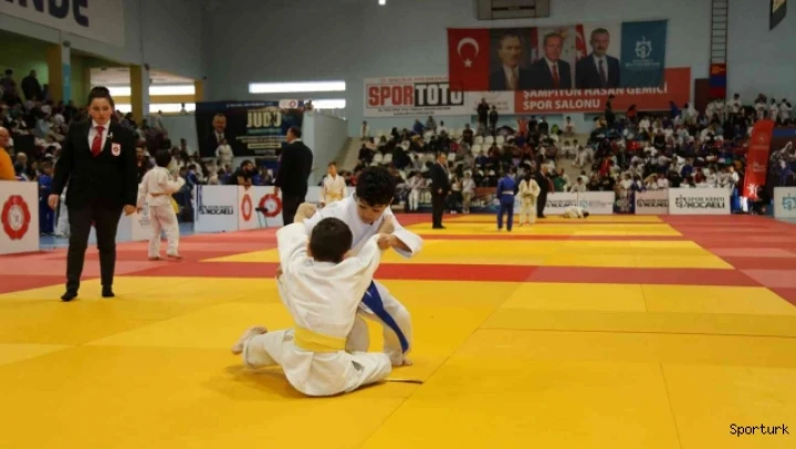 Kocaeli'de Judo Şampiyonası heyecanı yaşandı