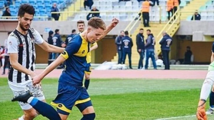 Fenerbahçe 3. Lig'den transfer yapıyor