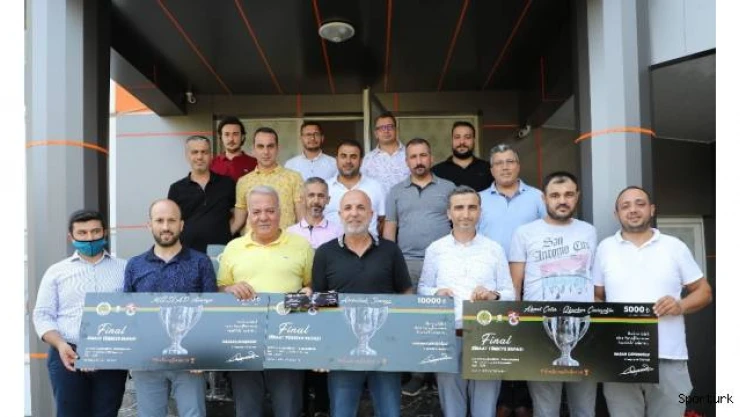 Hatıra biletler sahiplerine verildi