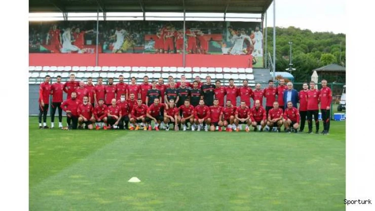 A Milli Takım ilk idmanını yaptı