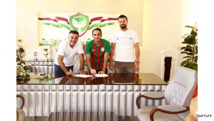 Amed Sportif Faaliyetler, Zeki Korkmaz'la anlaştı