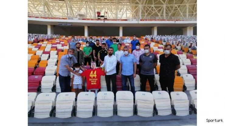 Batuhan Memiş'in adı stadın özel bir bölümüne verildi