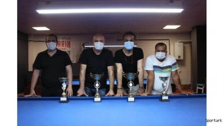 Bilardo Zafer Kupasının sahibi Savaş Bulut