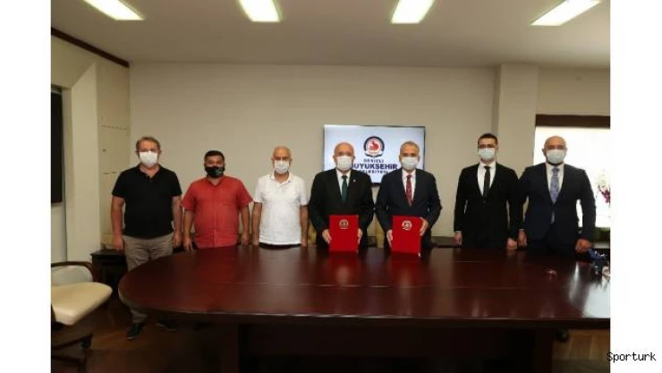 Denizli Büyükşehir Belediyesi, ASKF ile işbirliği protokolü imzaladı
