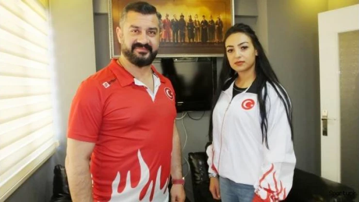 Edremitli genç güreşçi şampiyonalara hazırlanıyor