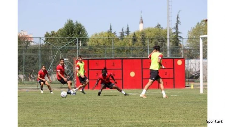 Eskişehirspor pas çalıştı