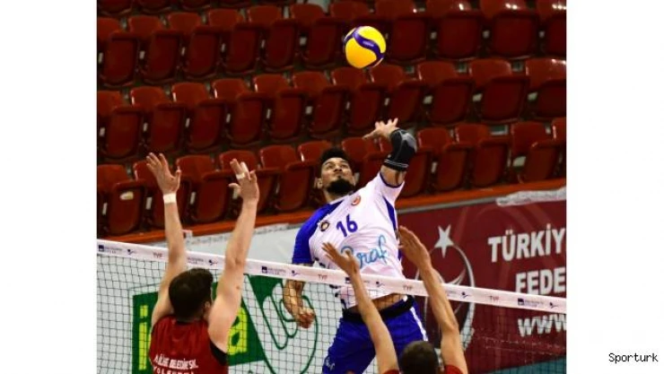Halkbank kupada sahne alıyor
