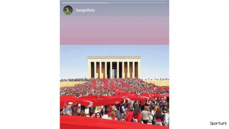 Lung'dan 30 Ağustos paylaşımı