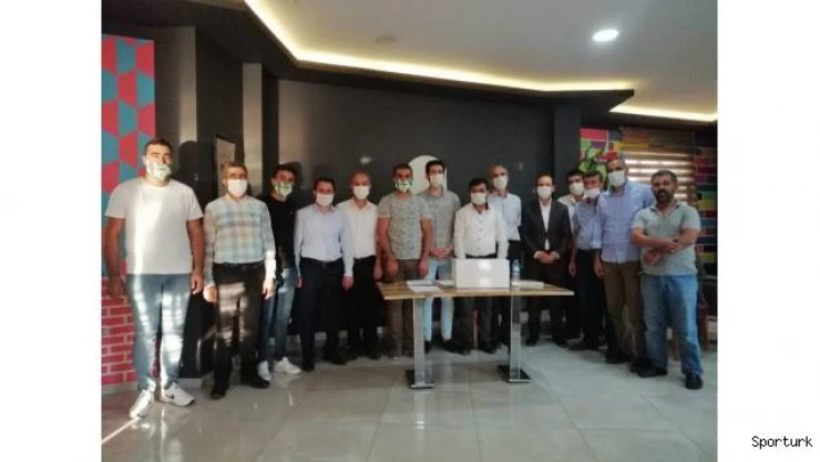 Solhanspor'un yeni başkanı Ziya Sözen oldu