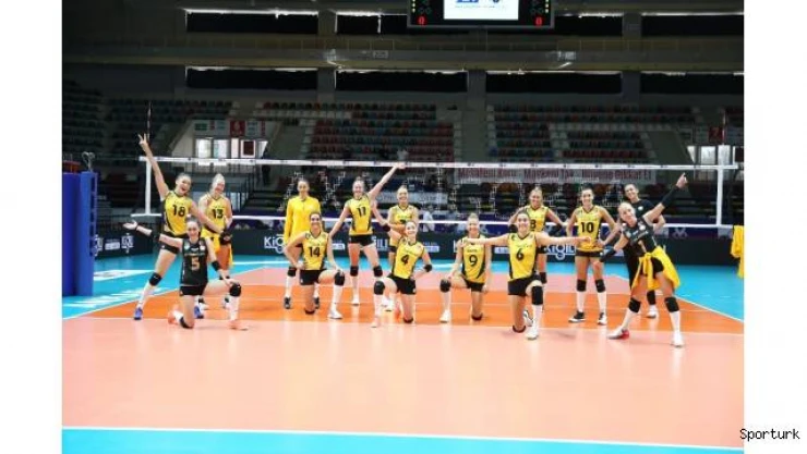 VakıfBank kupada lider olarak turladı
