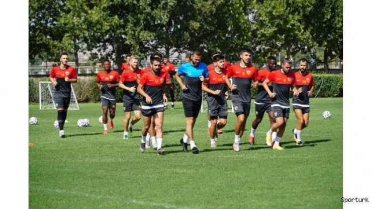 Yeni transferlerin forma numaraları