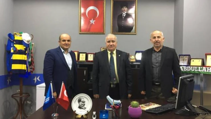 Fikret Sivri K.Çekmece'de ziyaretlerde bulundu