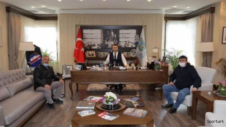 Ural'dan, Yılmaz'a ziyaret