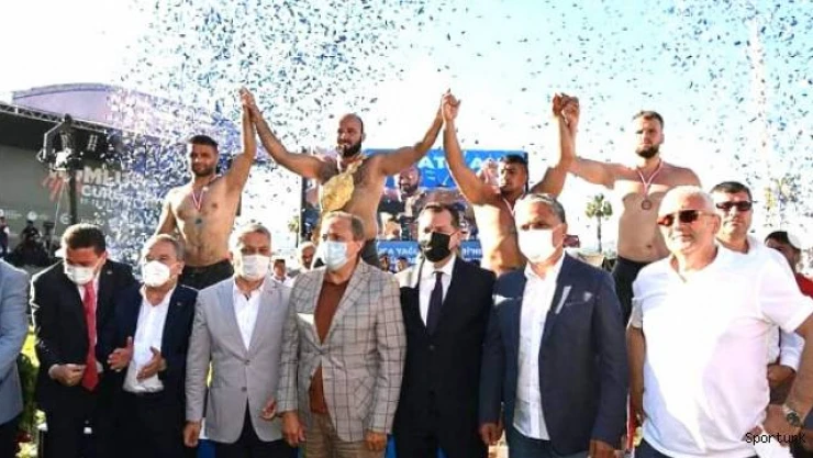 Güreş mevsimi Kumluca'da başladı