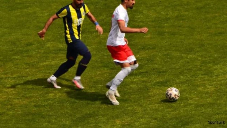 Karaköprü Belediyespor Golcüsünü Buldu...