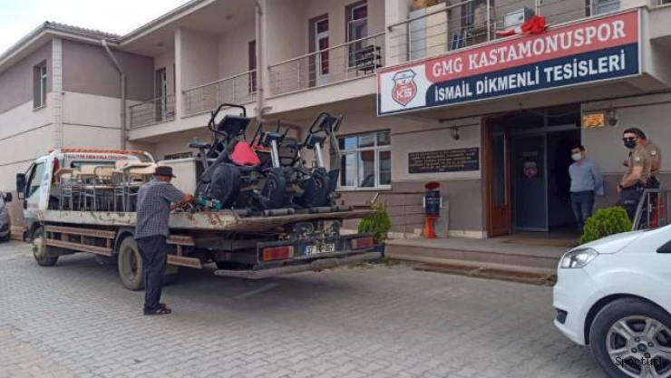 Parası ödenmeyen aşçı kulübe haciz getirdi