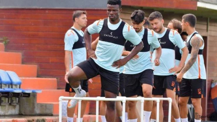 Başakşehir yeni sezon hazırlıklarını sürdürdü