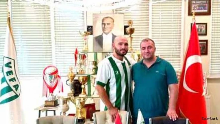 Emre Oral resmen Vefa'da