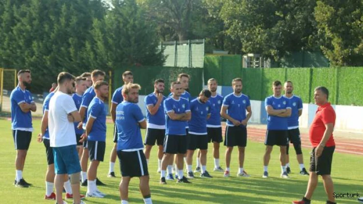 Velimeşespor ilk idmanını gerçekleştirdi