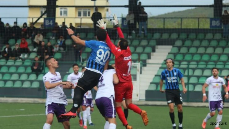Arnavutköy Belediye zirveye yerleşti 3-1