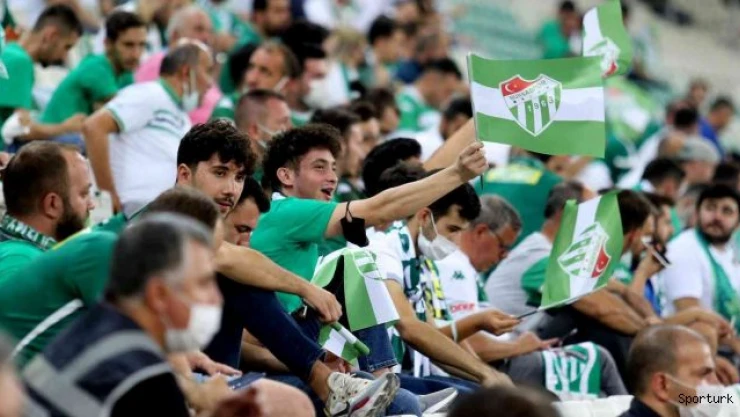 Bursaspor'un Timsah Park'taki 4 maçına 19 bin 961 taraftar geldi