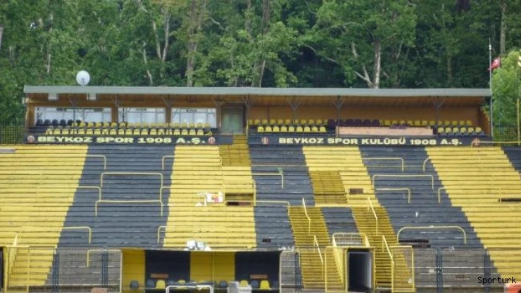 Beykoz'un eski yöneticilerine haciz şoku