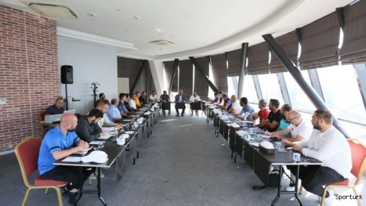 Yüzme yarışları öncesi koordinasyon toplantısı yapıldı