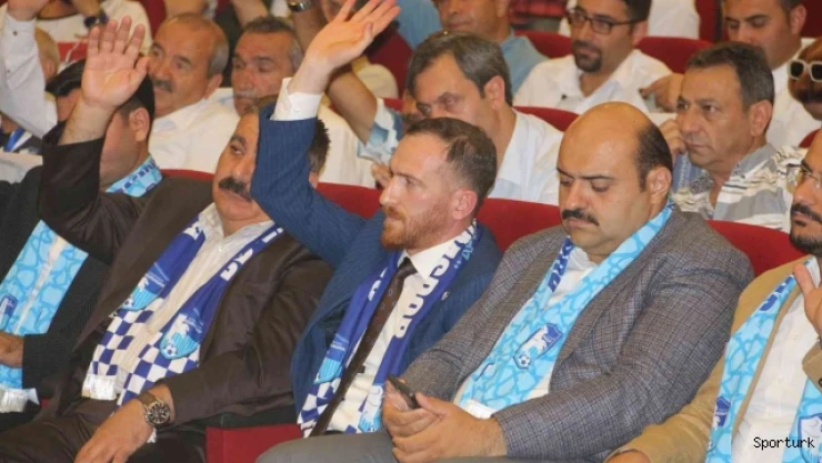 72 üyenin oyu ile Erzurumspor FK Başkanı Ahmet Dal oldu
