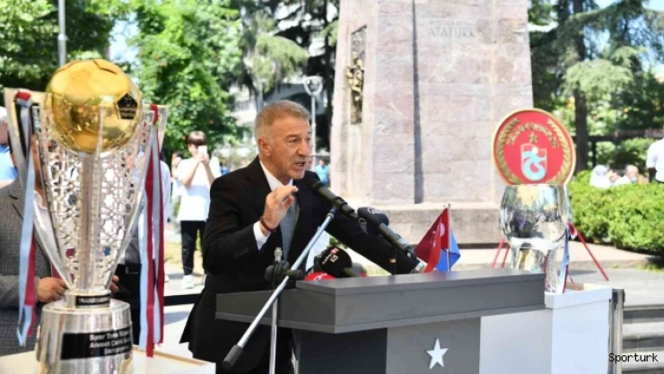 Ahmet Ağaoğlu: &quotTrabzonspor'un tüm başarıların hepsinde alnı ak, başı dik oldu"