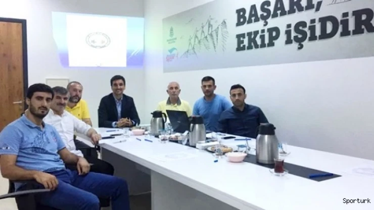 Başakşehir Amatör kulüpler sezon öncesi istişare