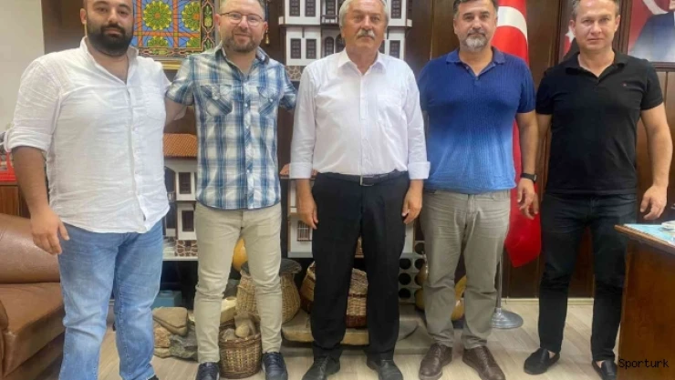 Bilecikspor yönetiminden Başkan Şahin'e ziyaret