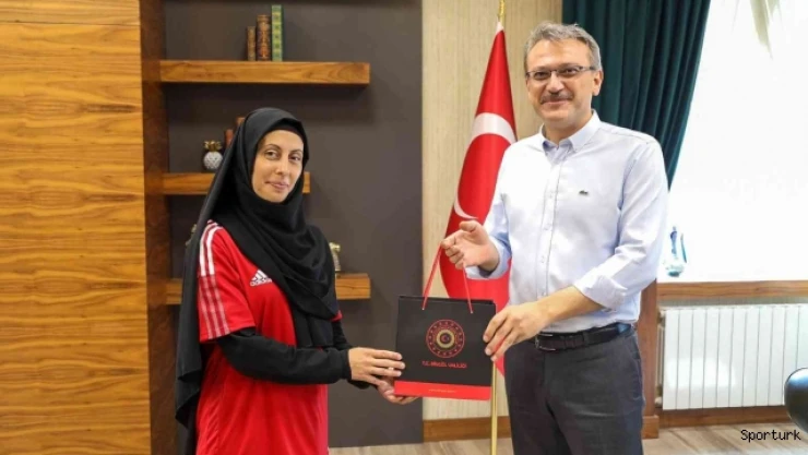 Bingöl'de bocce birincileri ödüllendirildi