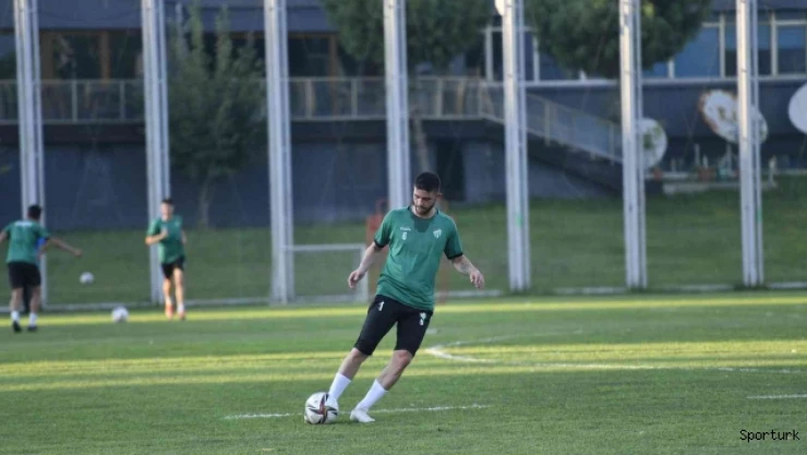 Bursaspor, yeni sezon hazırlıklarını sürdürdü
