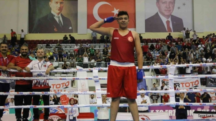 Büyükşehir'in boksörü Demirceylan Avrupa Şampiyonu oldu